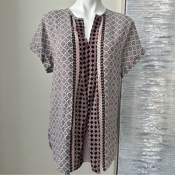 Max Studio Short Sleeve Blouse Size M Women - Picture 2 of 16